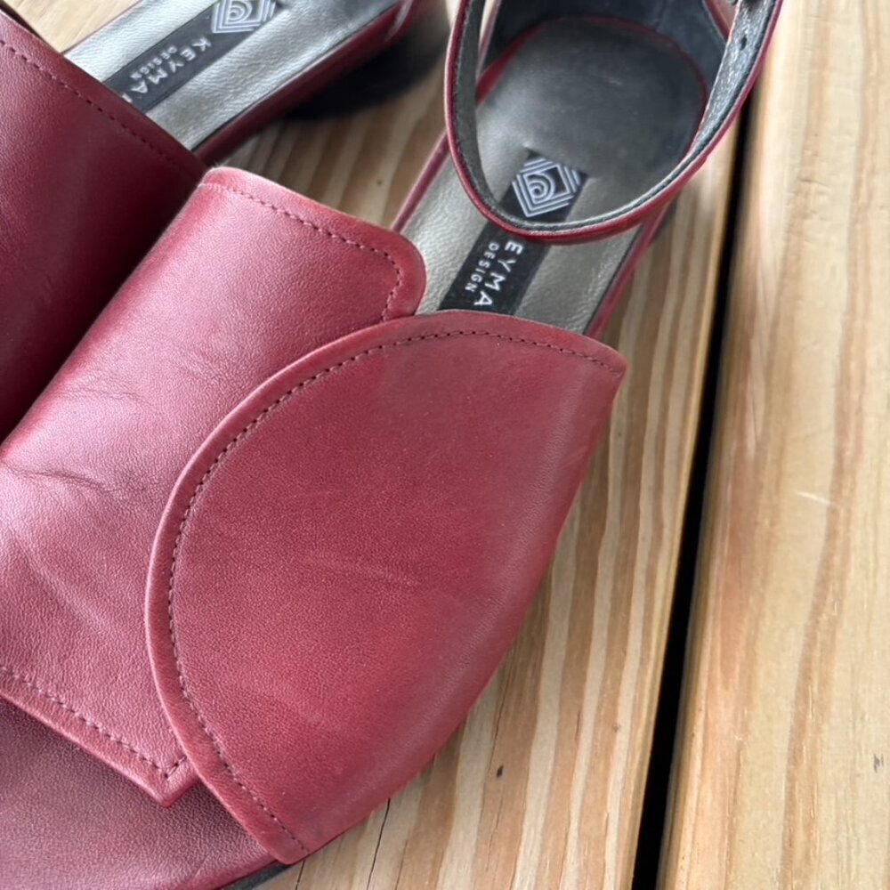 ** Keyman Design Leather Maroon kitten heel sandals 38 - Picture 2 of 7